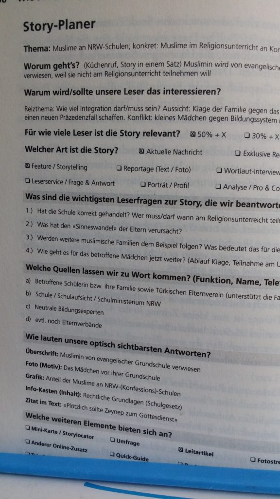 Im "Handbuch des Journalismus": Der RP-Storyplaner als Recherche-Helfer